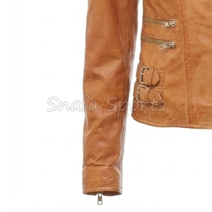 Veste en cuir pour femme de qualité supérieure, courte, marron, style motard, coupe ajustée, avec fermetures éclair argentées - Product Image 4