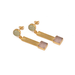 Pendientes colgantes de rutilo y cuarzo rosa con textura, chapados en oro, para ella - Product Image 3