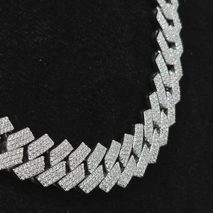 Cadena Cubana de Plata de Ley 925 con Incrustaciones de Diamantes Moissanite VVS, Collar de Cadena Cubana Estilo Hip Hop, Joyería Unisex - Product Image 5