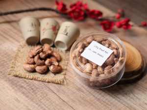 New Top Private Label Organic Premium Roasted Vietnam Dried <b>Cashew</b> <b>Nuts</b> in 250g Round Box-Customizable Packaging Options - Product Image 3