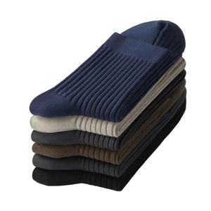 Calcetines de algodón de invierno informales de media pantorrilla al por mayor calcetines tácticos transpirables antideslizantes unisex para botas para senderismo al aire libre patrón sólido - Product Image 3