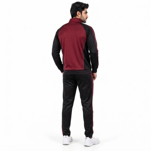 Ensemble de survêtement d'entraînement pour hommes, tenue de sport premium, confortable, respirante, adaptée à la forme physique, tissu extensible doux et léger - Product Image 2