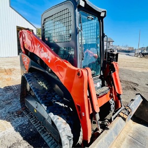 Chargeuse compacte sur chenilles puissante Kubota SVL97 2, équipée d'un moteur diesel de 96 CV, faible nombre d'heures, hydraulique à haut débit, état d'origine - Product Image 4