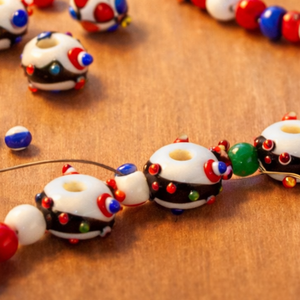 Perles en verre soufflé de 16 mm en gros pour la fabrication de bijoux |   Perles dorées, noires, bleues, blanches, roses, violettes pour accessoires de bricolage - Product Image 2