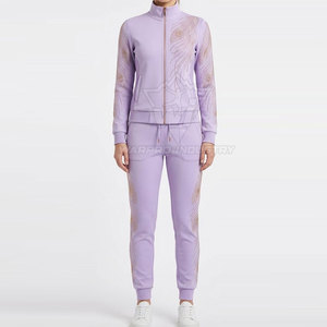 Conjunto Deportivo Urbano para Mujer con Chaqueta con Pedrería y Pantalones Jogger, Conjunto de Chaqueta Brillante y Pantalones Jogger - Product Image 4