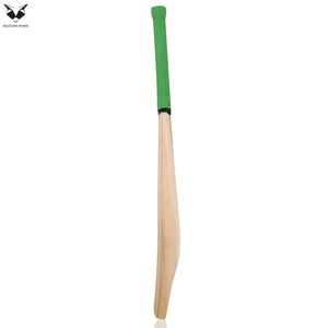 Bate de Críquet Profesional de Grado 1 de Madera de Sauce Inglés, Tamaño Completo, con Agarre de Textura Verde, Personalizado con Logotipo Directo de Fábrica 2026 - Product Image 3