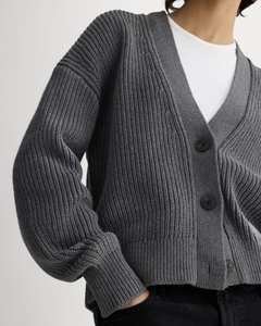 Trendy V-Neck Striped Knitted Breathable <b>Shirt</b> Women's European Style Slim Fit Pullovers Soft Everyday Wear <b>Jumper</b> - Product Image 6