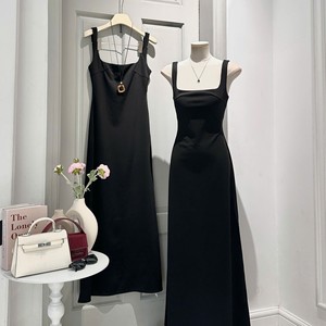 Vestido Maxi Negro Sólido Personalizado para Mujer, Sin Mangas, Cintura Natural, Corte Ajustado, Ecológico, Elegante y a la Moda - Product Image 1