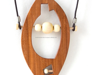 Vente en gros de collier en résine acrylique au design moderne pour femmes collier en bois avec le meilleur design et le meilleur travail - Product Image 3