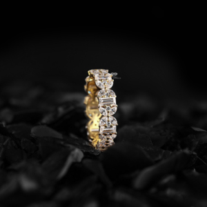 Anillo de eternidad floral con diamantes redondos y marquise, banda de oro de 14K con formas mixtas, anillo de boda floral apilable, regalo para ella - Product Image 3
