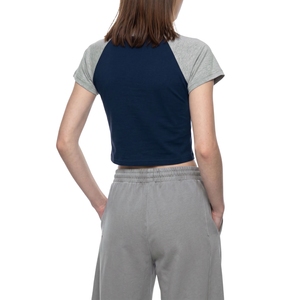 Camiseta Corta Raglan Azul Marino Personalizada para Mujer, Venta al por Mayor, de Algodón Acanalado, Estilo Baby Tee, con Manga en Contraste, Ajuste Delgado, Camisa Streetwear - Product Image 5