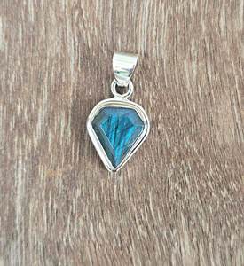 Labradorite Pendant 925 Sterling Silver <b>Solid</b> Gemstone Handmade Elegant Necklace Gift For Women Fashion Jewelry - Product Image 5