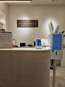 เครื่องวิเคราะห์ร่างกายอัจฉริยะ Bodydot BDF1000 ใช้พลังงาน AI โครงอะลูมิเนียมอัลลอยด์ ไม่สามารถพับได้ ขนาด 35x35x134 ซม. ติดตามท่าทางร่างกายแบบเต็มตัว - Product Image 2