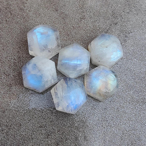 Piedra Lunar Blanca Natural de Grado AAA, Cabujón Hexagonal Calibrado, Gema Suelta para Joyería, Disponible en Todos los Tamaños - Product Image 4