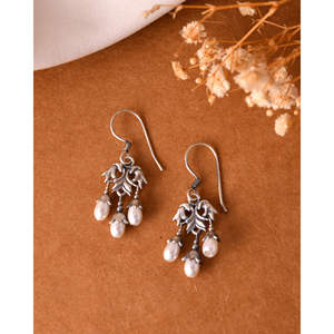 Pendientes de Plata de Moda Kanika, Marca Meera Jaipur, Origen India, Modelo MTER547 - Product Image 2