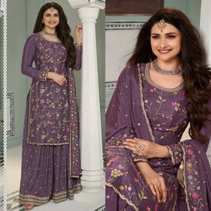 Robe de créateur Robe à floraison lourde en viscose Chinon Jacquard Matériel Plazo Belle collection de robes de boutique de créateurs lourds Plazo - Product Image 1