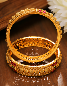 กำไลข้อมือผู้หญิงชุบทองคำแท้ 24K พร้อมคริสตัลลายดอกไม้ประดับเพชรเทียม สไตล์ชาติพันธุ์ สำหรับงานแต่งงาน - Product Image 3