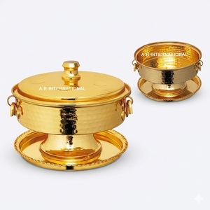 Bol de service moderne de luxe fait main en acier inoxydable plaqué or poli avec couvercle, non toxique, compatible lave-vaisselle, écologique, pour mariage - Product Image 1