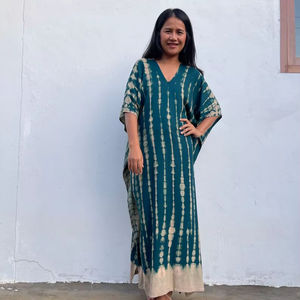 Kaftan N 56 confortable pour la plage, les vacances, les croisières et les soirées à la piscine - Product Image 1