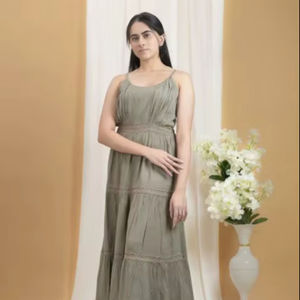 Robe longue de soirée sans manches pour femme, imprimé floral, col carré, collection Printemps 2026, design de créateur, luxueuse - Product Image 1