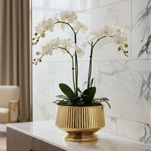 Vase de table moderne fait main, finition dorée, design côtelé, bol décoratif - Product Image 6