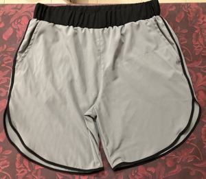 กางเกงขาสั้นกีฬาผู้ชายแบบกําหนดเองคุณภาพระดับพรีเมียมเสื้อผ้าผู้ชายกางเกงขาสั้นผู้ชาย - Product Image 5