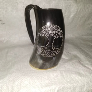 Bière en corne de boeuf de buffle Viking Vintage Horn Mug à collectionner pour la maison et l'hôtel du fournisseur indien - Product Image 1