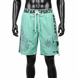 Short de bain homme premium 160GSM polyester élasthanne séchage rapide vert menthe avec bordure noire et logo thermocollé - Product Image 6