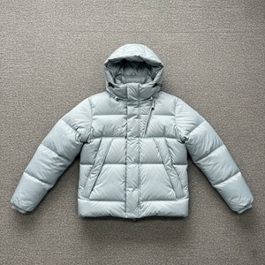 Veste d'hiver matelassée pour femme, très vendue, 100% polyester, garnissage en coton, broderie, imperméable, respirante, camouflage, à capuche - Product Image 3
