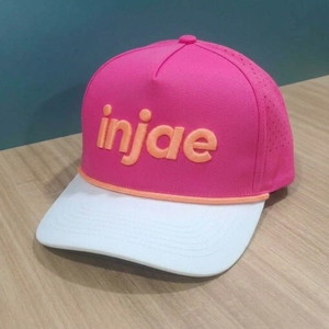 Gorras de Golf de 5 Paneles con Visera Precurvada Personalizadas OEM, Bordado 3D, Perforadas, Corte Láser, Estructuradas, ODM, MOQ Bajo, de Fábrica - Product Image 3