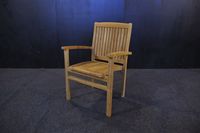 Silla de Jardín Apilable Odia Moderna de Madera de Teca Sólida, Acabado Pulido, No Requiere Ensamblaje