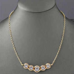 Collar de Diamantes Cultivados en Laboratorio de 14k, Color Amarillo, 0.18ct, Piedras Laterales, Diseño de Barra Curva, para Mujer, Certificado IGI, Joyería Fina para Uso Diario - Product Image 1