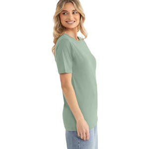 Camiseta de Festival para Mujer 6200, 65% Poliéster, 35% Algodón Peinado Anillado, Corte Regular, Cuello Redondo, Múltiples Camisetas, Camisetas Suaves de Calidad - Product Image 6