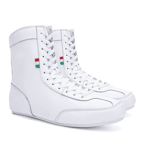 Chaussures de boxe personnalisées pour femmes – Qualité supérieure, légères, en maille respirante, souples, à lacets montants, antidérapantes, professionnelles - Product Image 4