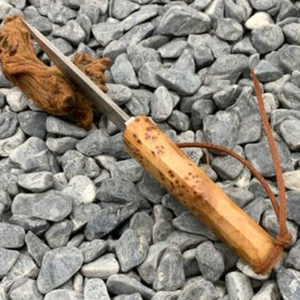 Cuchillo de Damasco Hecho a Mano con Mango de Madera Burl y Funda de Madera a Juego, Artículo Premium para Exteriores y Coleccionistas, Set de Cuchillos de Supervivencia - Product Image 3