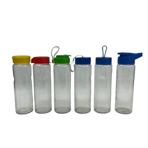 Bouteille d'eau sport en verre 530 ml avec couvercle à trou pour cordon portable, design moderne, fabriquée au Vietnam, OEM, directement de l'usine - Product Image 1