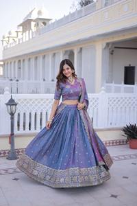 Traje Salwar Kameez de Seda YSL con Lentejuelas y Bordado Zari, Ropa Étnica India para Bodas y Festivales, Choli Elegante - Product Image 5