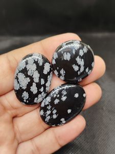 Lote al por mayor de auténticas piedras preciosas de obsidiana copo de nieve natural, 100% genuinas, blancas y negras, para la fabricación de joyas. ¡Compre ahora! - Product Image 6