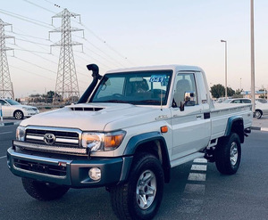 Toyota Land Cruiser Pick Up 4x4 <span class=keywords><strong>HZJ</strong></span> <span class=keywords><strong>79</strong></span> Simple <span class=keywords><strong>Cabine</strong></span> 4.2l diesel, homologué, sans taxes ni droits de douane, avec Toyota Land Cruiser <span class=keywords><strong>Double</strong></span> <span class=keywords><strong>Cabine</strong></span> Pick Up 20 d'occasion - Product Image 4