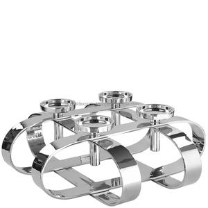 Candelabro de Hierro de Diseño para Accesorios de Hogar de Lujo, Candelabro para Eventos Elegantes, Decoración Navideña al por Mayor, Zahid Exports - Product Image 1