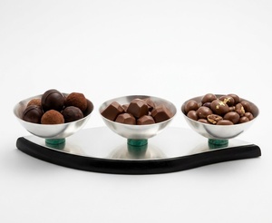 Bols à chocolat en métal poli de luxe, sélection de chocolats gastronomiques faits à la main pour des cadeaux festifs et des occasions mémorables - Product Image 4