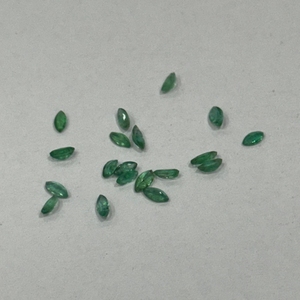 Émeraude naturelle de Zambie, taille marquise 4x2mm, pierre précieuse verte calibrée, petite taille, qualité AA, qualité bijoux fins - Product Image 4