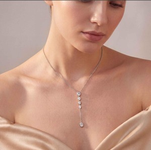 Collar Moderno con Colgante en Forma de Y, con Diamante Ovalado Cultivado en Laboratorio de 2.32 CTW, Engastado en Oro Rosa de 9K - Product Image 3