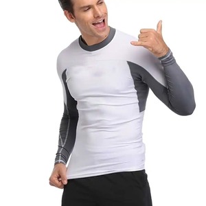 Dernier design de rashguard pour homme, vêtements de sport, best-seller, prix bas, rashguard avec logo personnalisé, fabriqué au Pakistan - Product Image 5