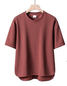 เสื้อยืดผ้าฝ้ายเนื้อนุ่ม ระบายอากาศดี สีพื้น แขนสั้น น้ำหนัก 180 กรัม สำหรับวัยรุ่น ฤดูร้อน ผลิตโดยโรงงาน BD ประเทศจีน รับผลิตแบบ OEM พร้อมปักโลโก้ตามสั่ง - Product Image 4