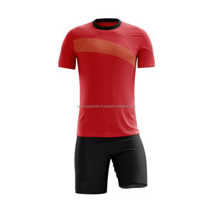 Divisa da Calcio Personalizzata Unisex Best Seller, Set di Maglie e Pantaloncini in Poliestere ad Asciugatura Rapida e Traspirante, OEM all'Ingrosso - Product Image 6