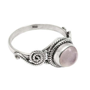 Anillo de plata de ley 925 con gemas, simple y hecho a mano, con cuarzo rosa de corte redondo, joyería boho para mujer. - Product Image 1