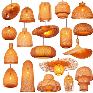 Lampe suspendue en bambou faite à la main, forme géométrique, 40 cm, montage au plafond, luminaire décoratif moderne pour salon, utilisation en intérieur - Product Image 3