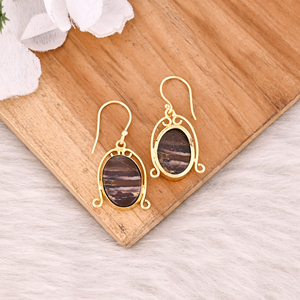 Nouveauté : Boucles d'oreilles pendantes en laiton plaqué or jaune avec pierre naturelle Malinga Jasper – Fabricant de bijoux sur mesure - Product Image 4