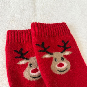 Wholesale Red Christmas Reindeer Print Crew <b>Socks</b> <b>Women</b> <b>Thick</b> Warm Knitted Winter Daily Wear Made In Mongolia - Product Image 3